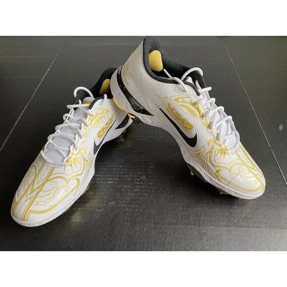 Nike Alpha Huarache Elite 3 Low PRM Gold Baseball Cleat CV3553-101 Men's Size 15 - Picture 1 of 13